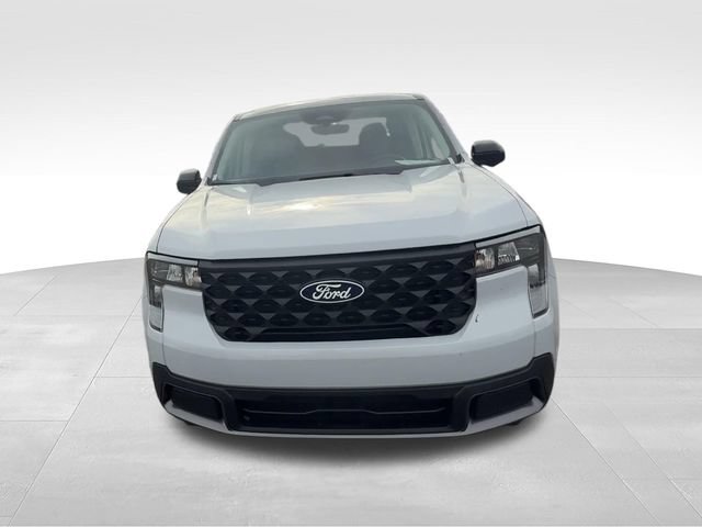 Used 2025 Ford Maverick XLT w/ Equipment Group 302A AWD/4WD image 8