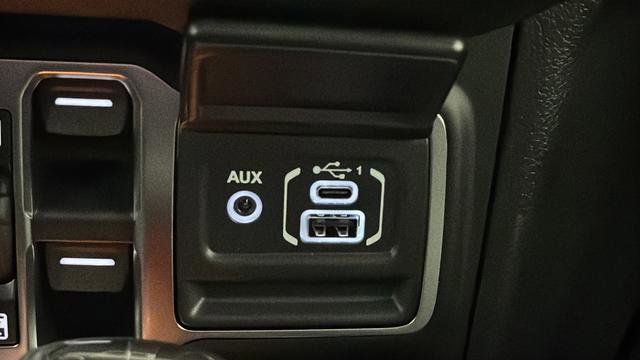 New 2026 Jeep Gladiator Sport AWD/4WD image 29