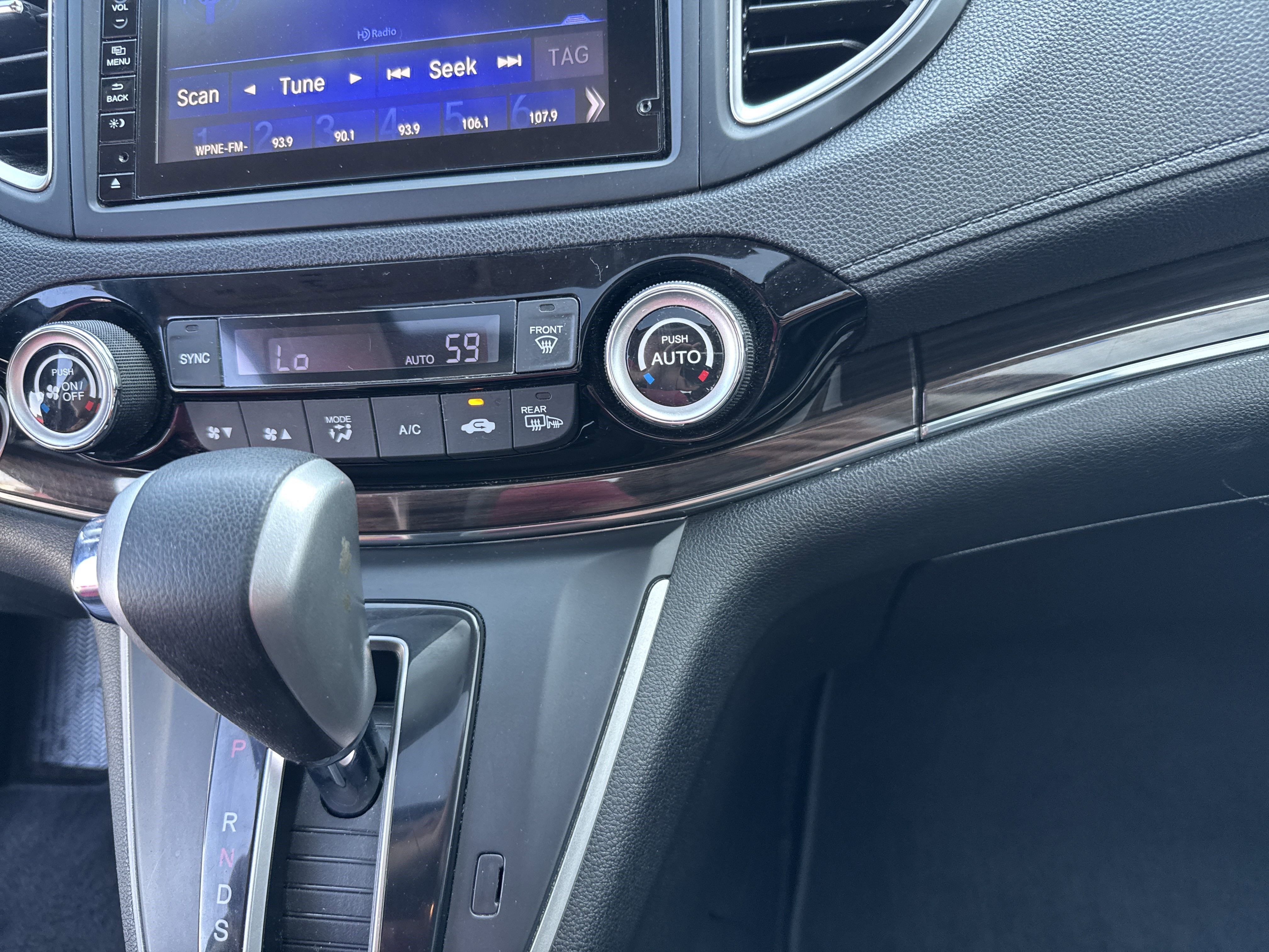 Used 2015 Honda CR-V Touring image 37