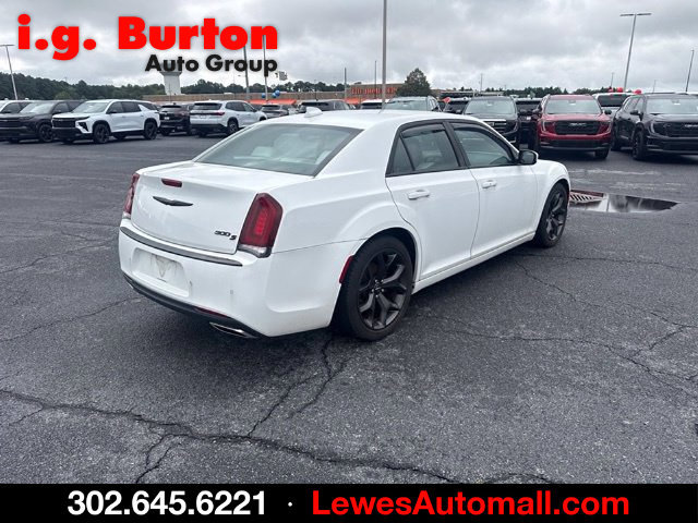 Used 2021 Chrysler 300 S RWD image 3
