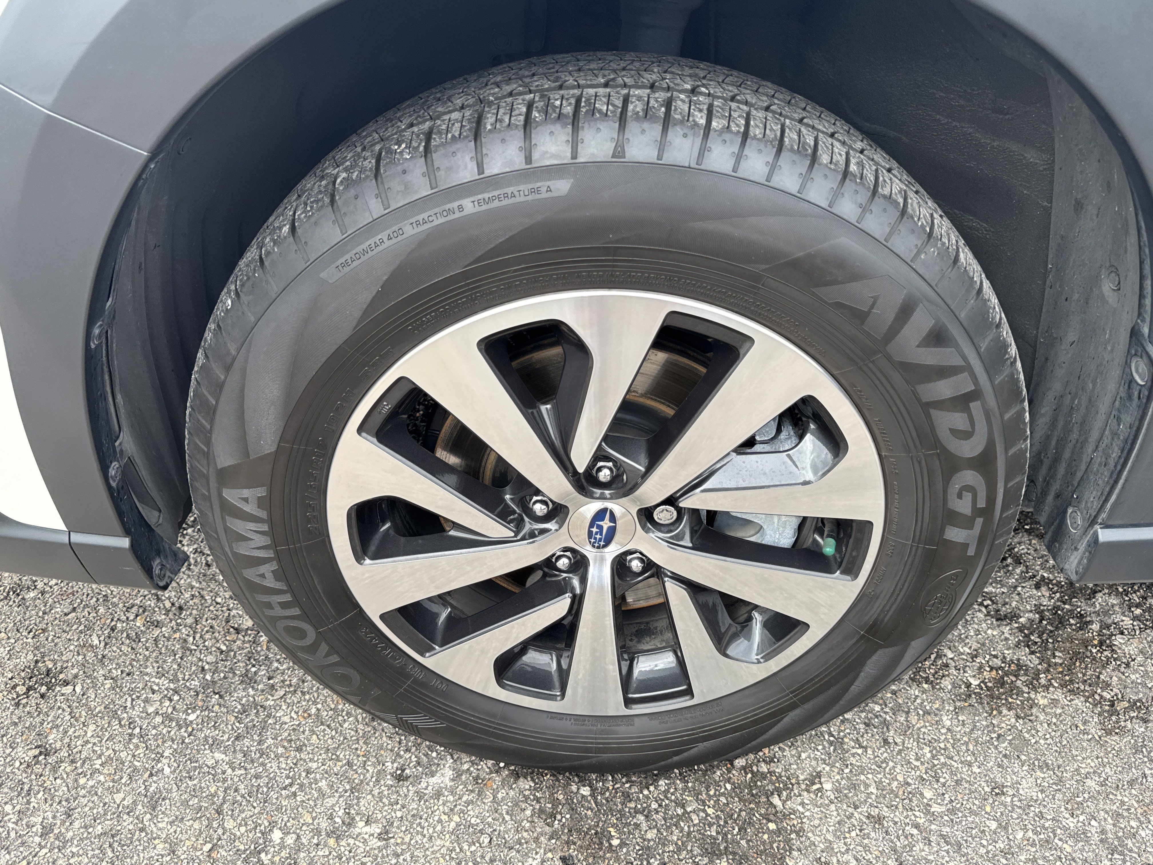 Certified 2024 Subaru Outback Premium AWD/4WD image 9