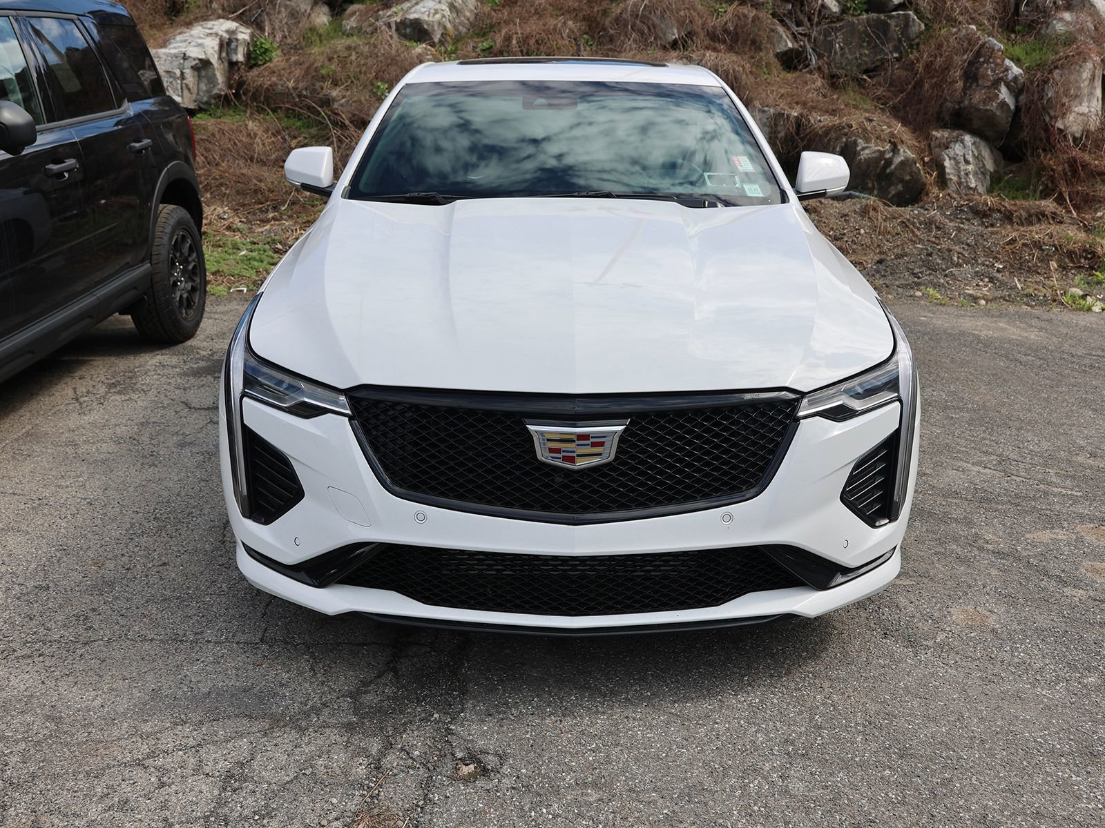 Used 2024 Cadillac CT4 V w/ Navigation Package image 2