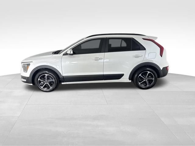 Certified 2025 Kia Niro EX FWD image 10