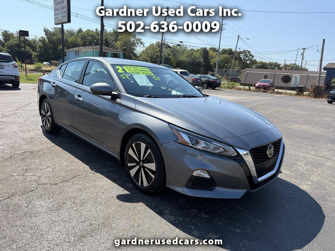 Used 2021 Nissan Altima 2.5 SV w/ SV Premium Package FWD image 1