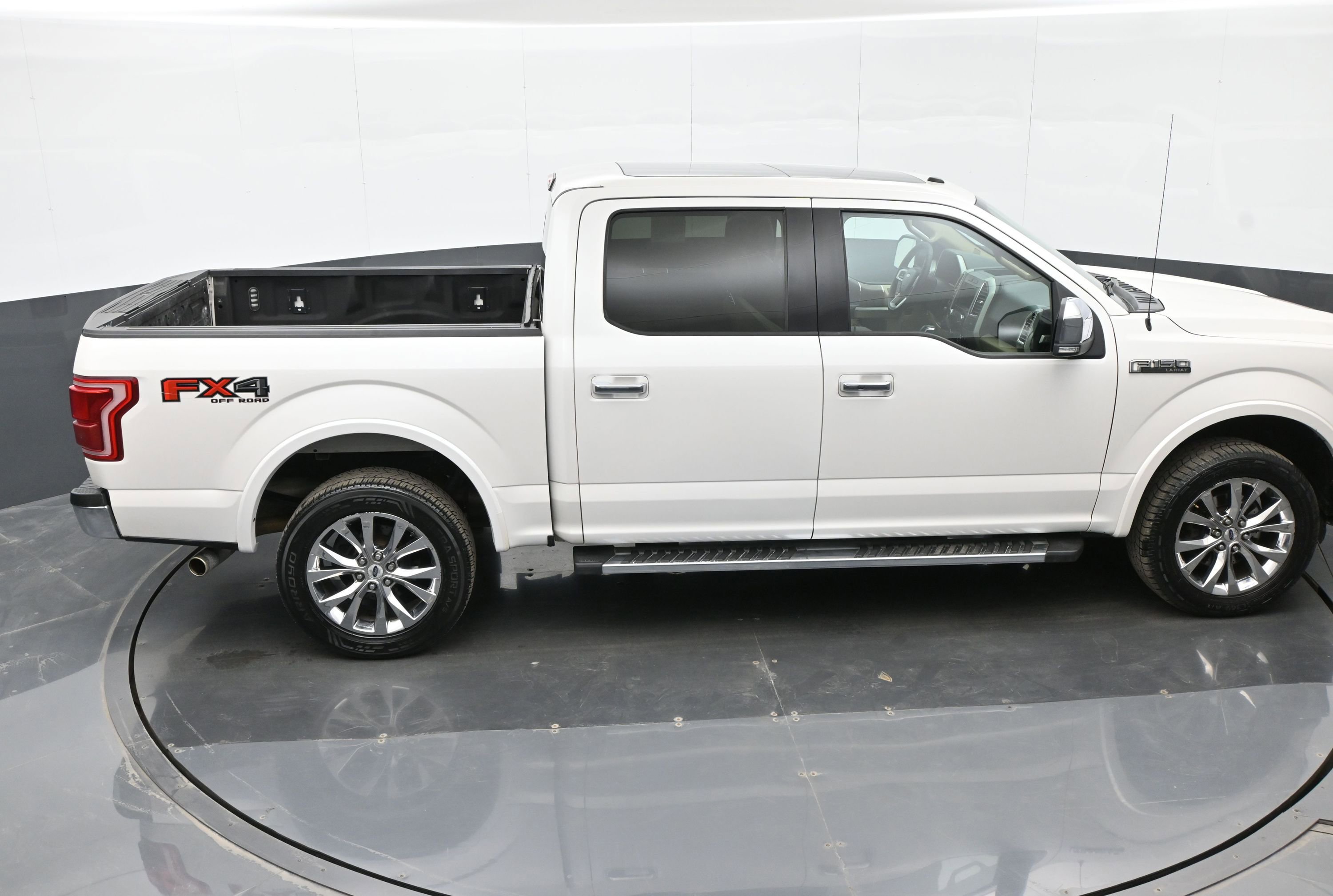 Used 2016 Ford F150 Lariat AWD/4WD image 37