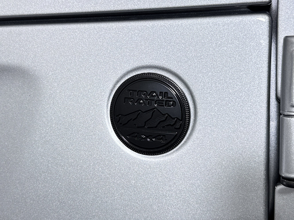 Used 2021 Jeep Wrangler Unlimited Sahara image 29