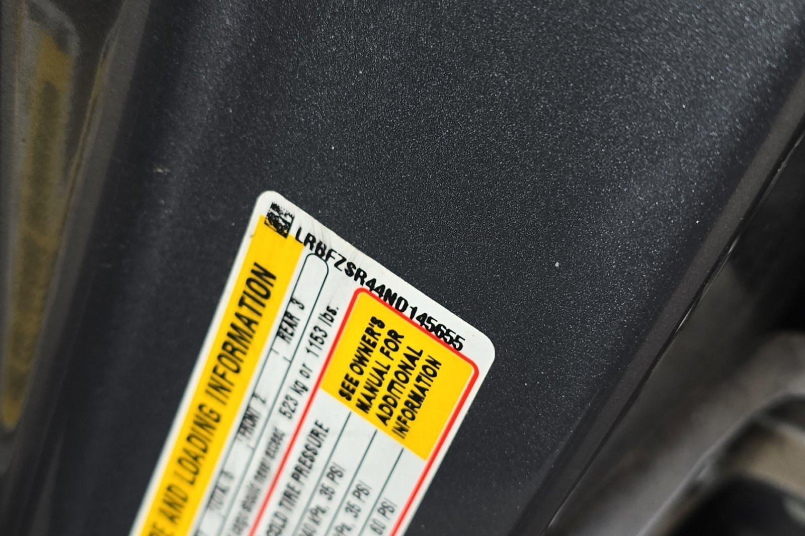 Used 2022 Buick Envision Avenir w/ Technology Package II image 30