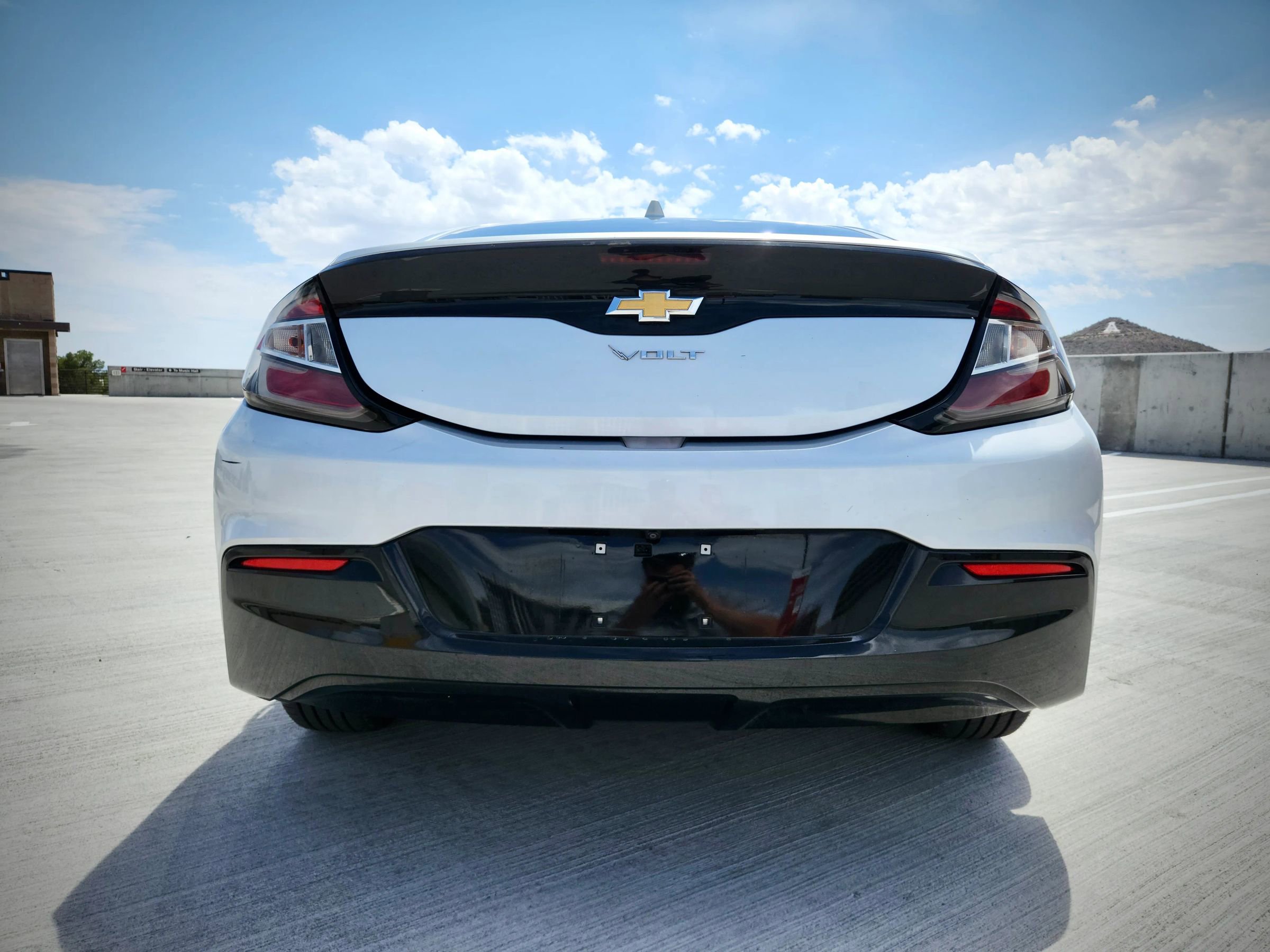Used 2017 Chevrolet Volt LT FWD image 8