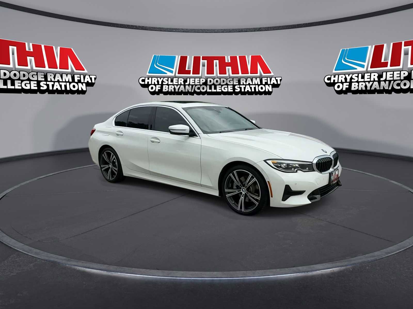 Used 2021 BMW 330i Sedan w/ Convenience Package image 2