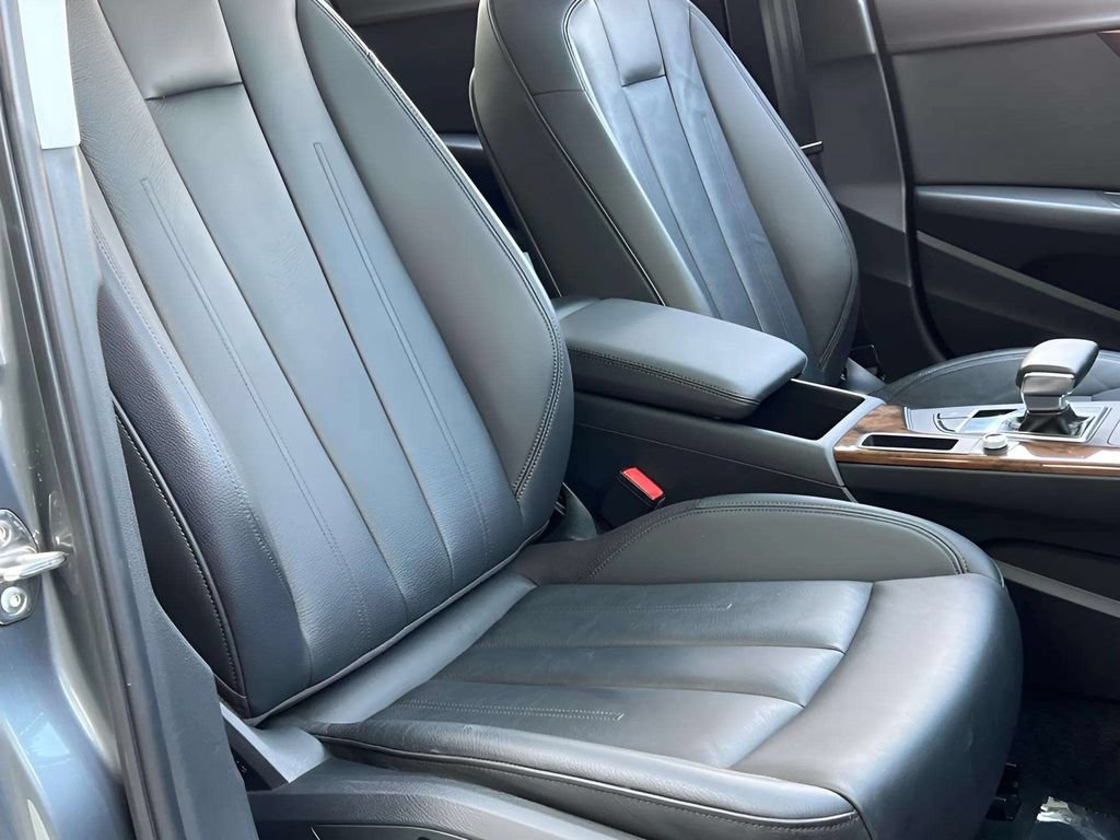 Used 2019 Audi A4 2.0T Premium w/ Convenience Package AWD/4WD image 10