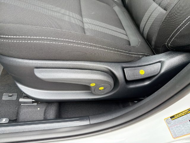 New 2026 Hyundai Venue SEL FWD image 23