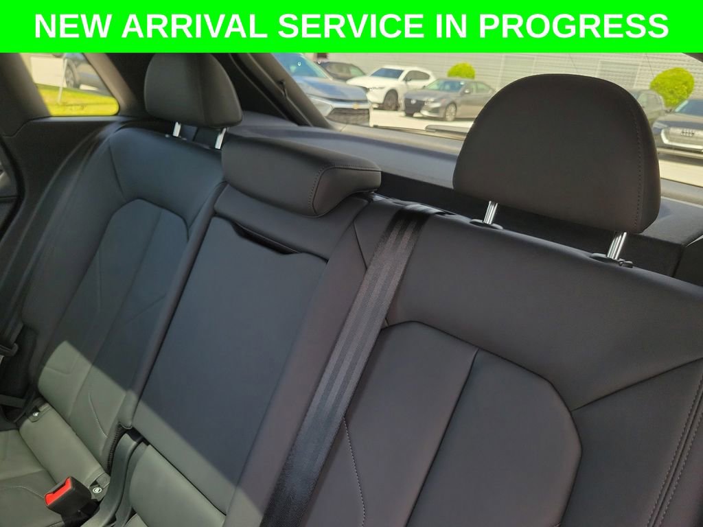 Certified 2025 Audi Q3 2.0T Premium w/ Convenience Package AWD/4WD image 27