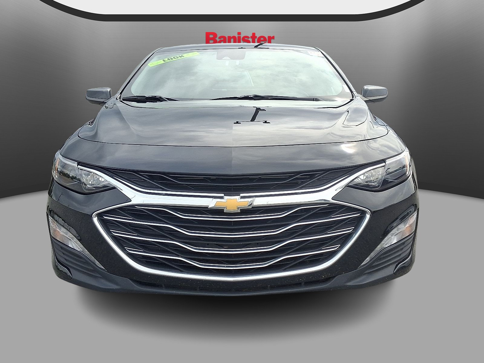 Used 2025 Chevrolet Malibu LT FWD image 2