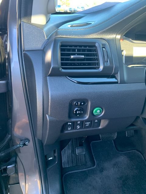 Used 2018 Honda Ridgeline RTL-E image 21