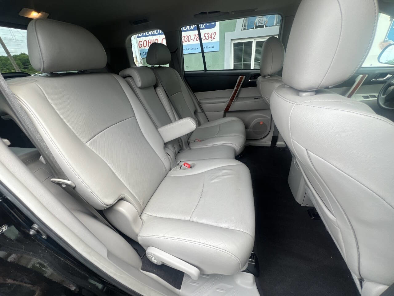 Used 2013 Toyota Highlander Limited image 12
