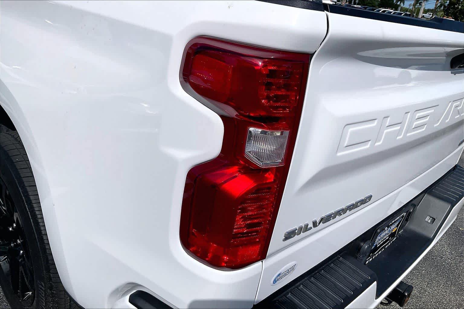 Used 2023 Chevrolet Silverado 1500 Custom RWD image 28