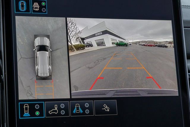 Used 2025 GMC Yukon Denali image 10