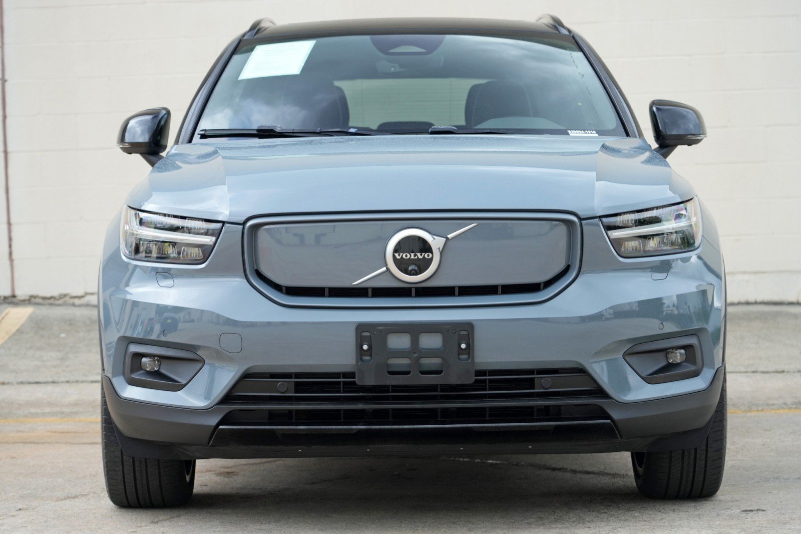 Used 2021 Volvo XC40 P8 Recharge w/ Advanced Package AWD/4WD image 6
