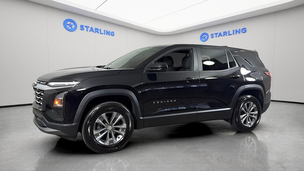 Certified 2025 Chevrolet Equinox LT image 2