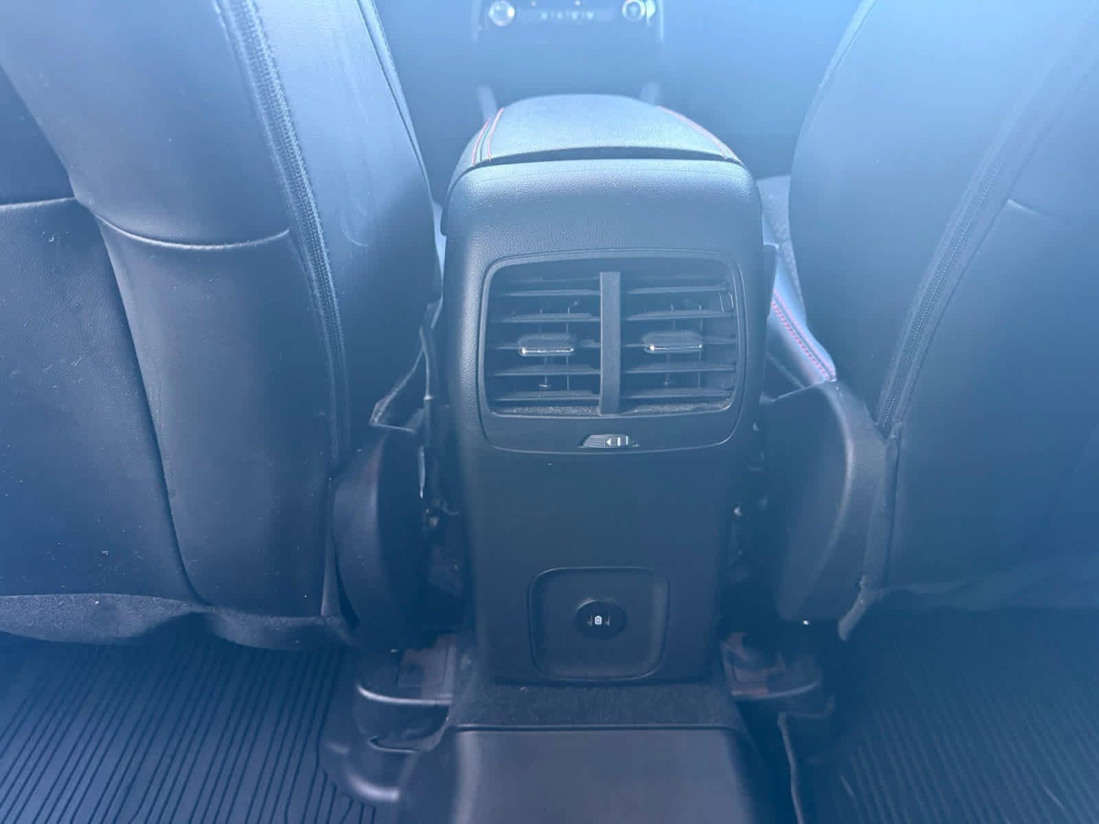 Used 2024 Ford Escape ST-Line w/ Tech Pack #1 AWD/4WD image 11