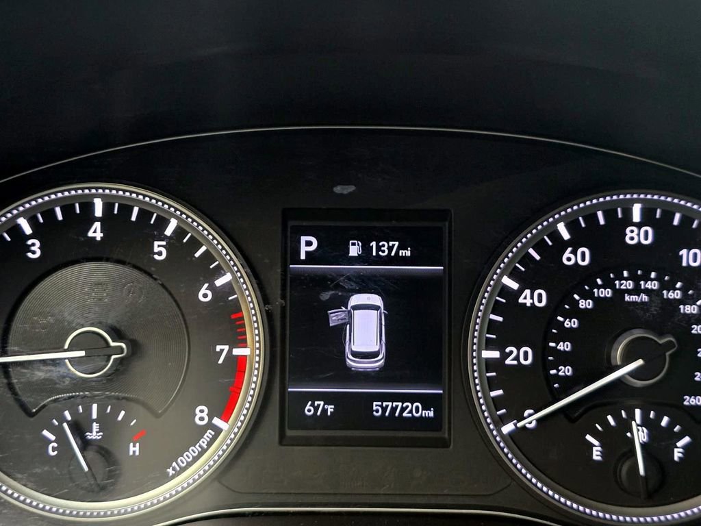 Used 2019 Hyundai Santa Fe SE image 11