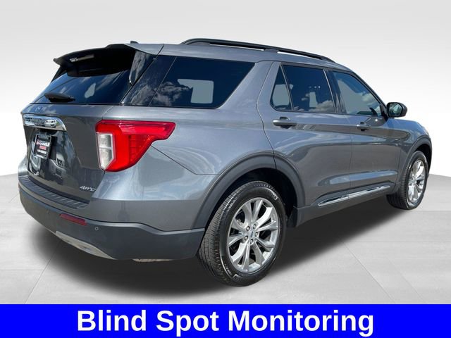 Used 2023 Ford Explorer XLT w/ Equipment Group 202A AWD/4WD image 5