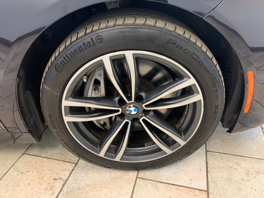 Used 2021 BMW 750i xDrive w/ Executive Package AWD/4WD image 11