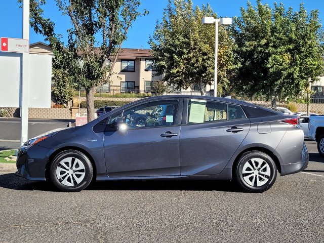 Certified 2017 Toyota Prius Four w/ Advanced Technology Package FWD image 9
