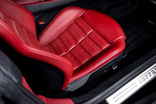 Certified 2020 Ferrari Portofino image 58