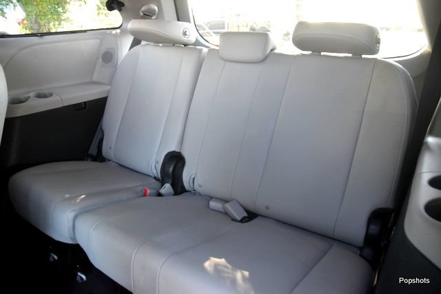 Used 2020 Toyota Sienna Limited Premium FWD image 14