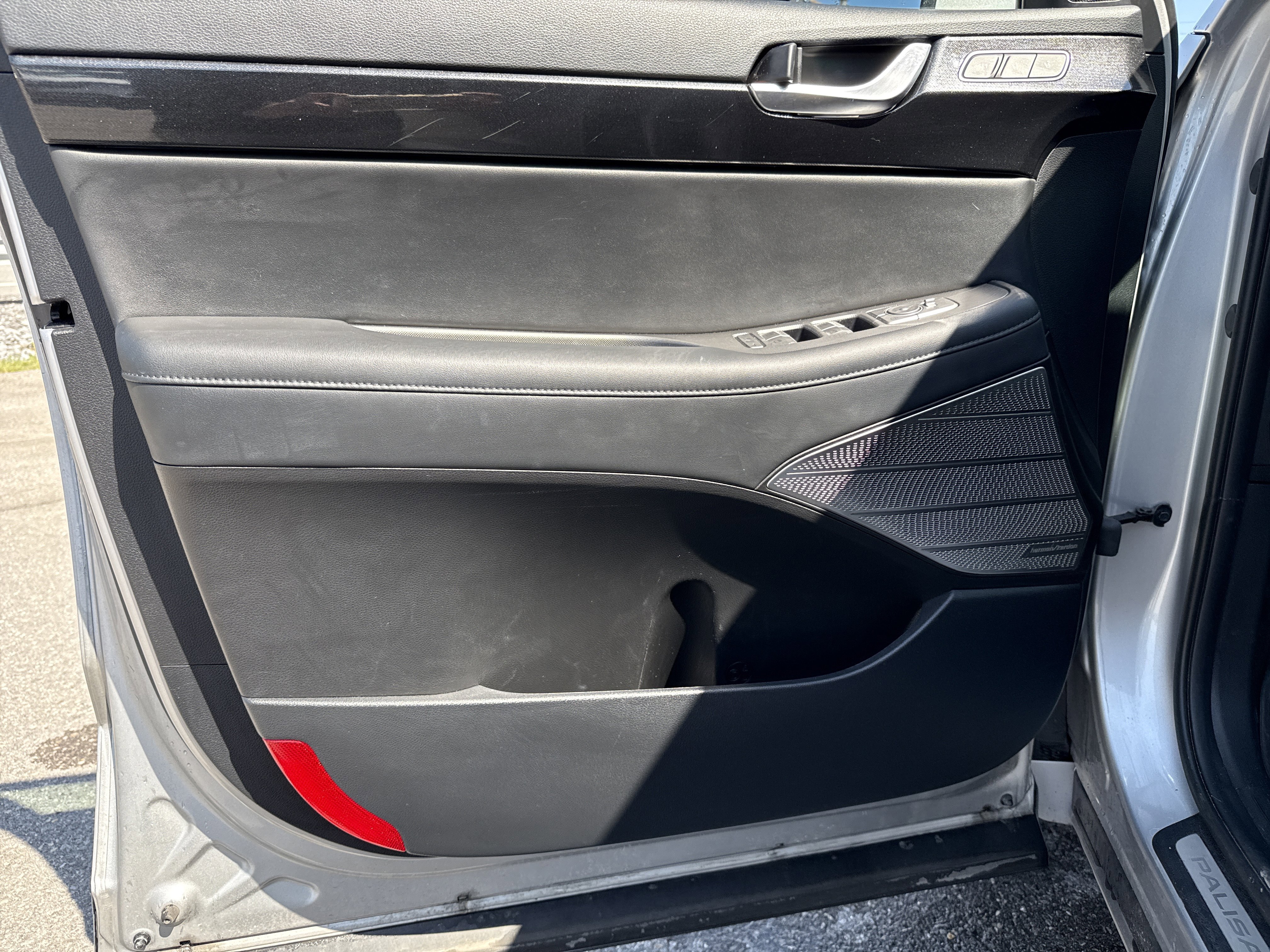 Used 2022 Hyundai Palisade Limited AWD/4WD image 16