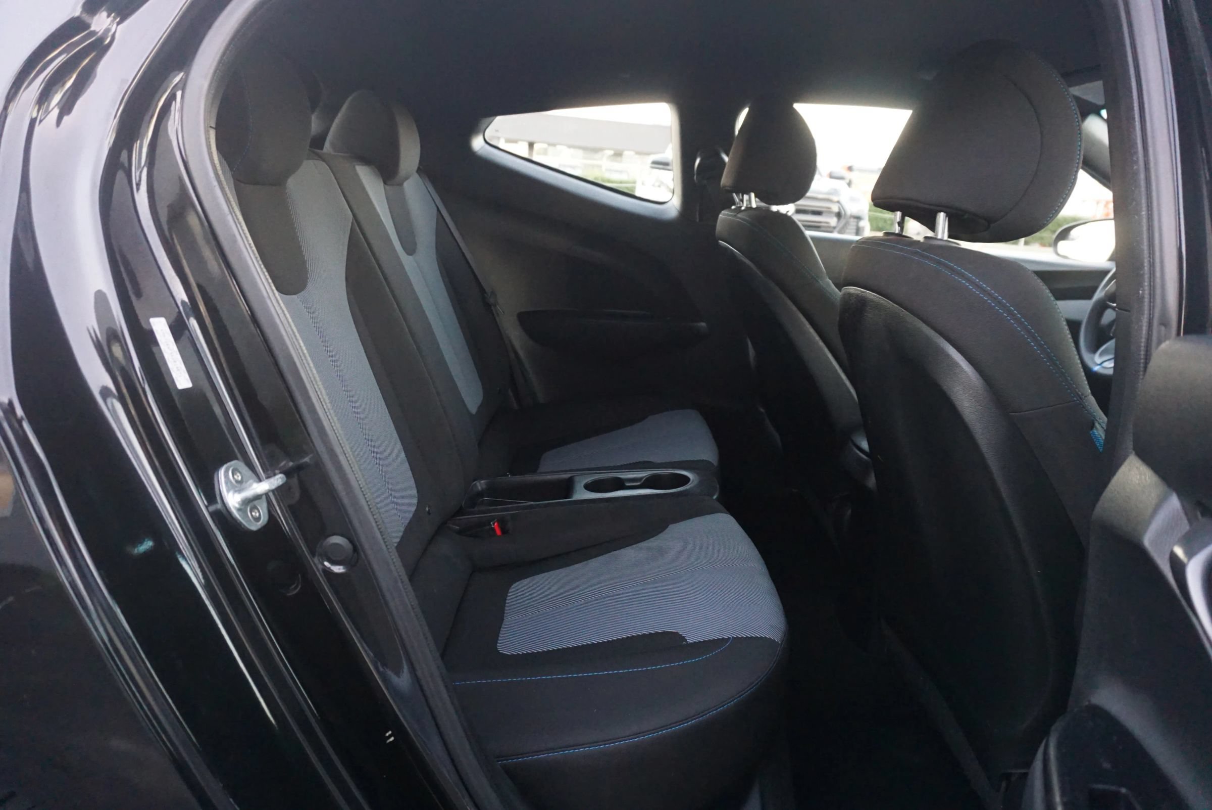 Used 2019 Hyundai Veloster 2.0 FWD image 18