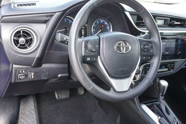 Used 2018 Toyota Corolla SE FWD image 10