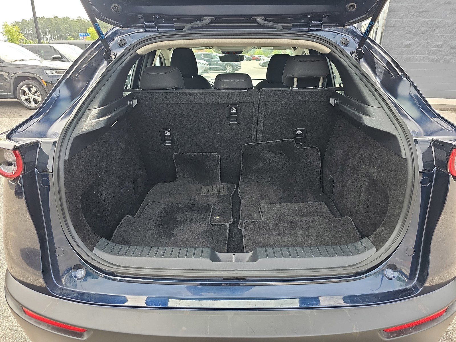 Used 2023 MAZDA CX-30 AWD 2.5 S image 13