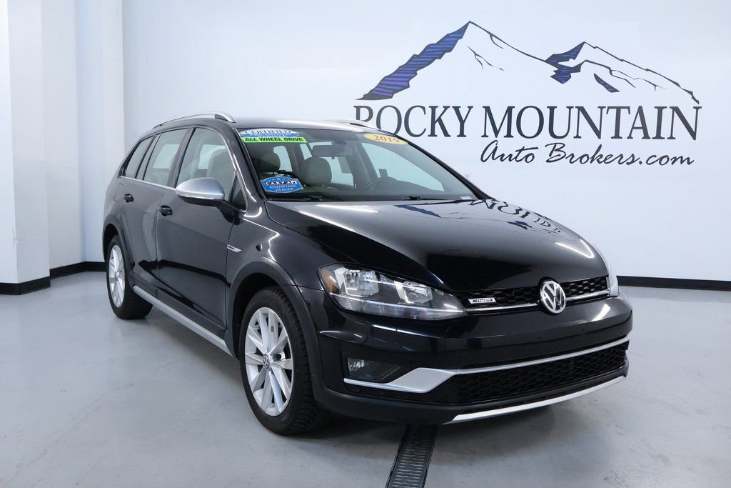 Used 2019 Volkswagen Golf Alltrack S