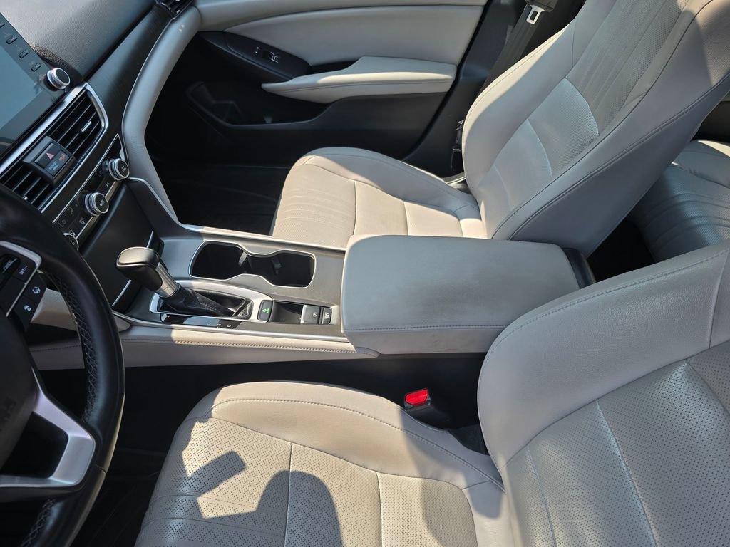 Used 2018 Honda Accord EX-L image 26