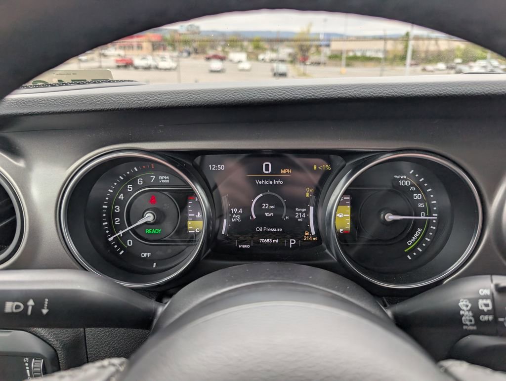 Used 2023 Jeep Wrangler Unlimited w/ Cold Weather Group image 16