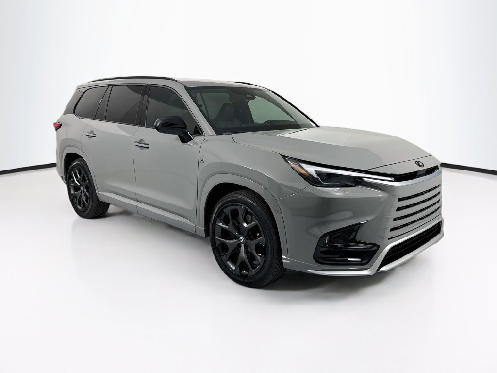 Used 2026 Lexus TX 500h AWD w/ Technology Package image 3