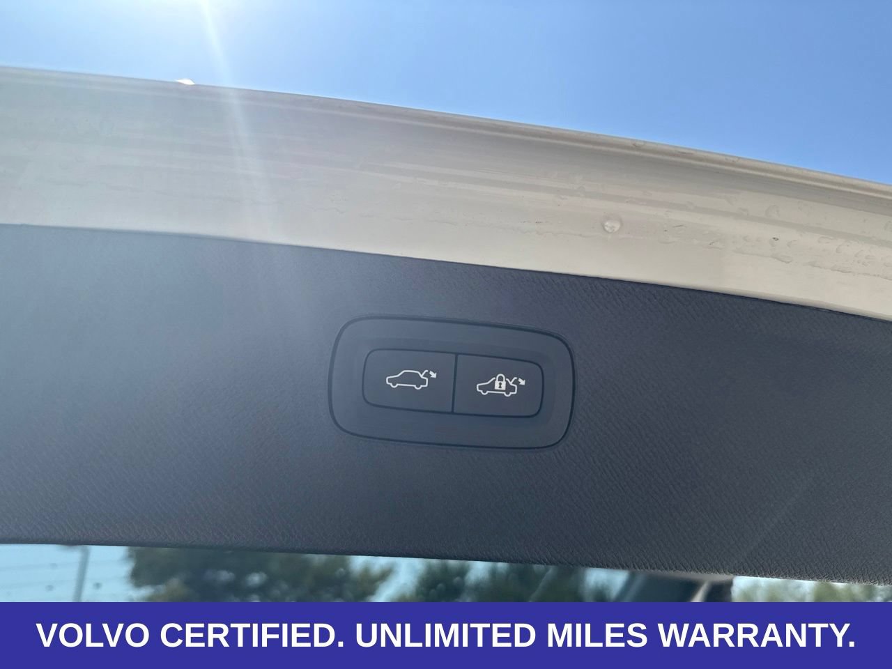 Certified 2026 Volvo XC90 B6 Plus AWD/4WD image 9