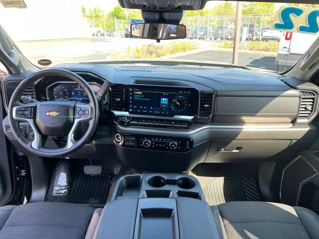 Certified 2022 Chevrolet Silverado 1500 LT AWD/4WD image 12
