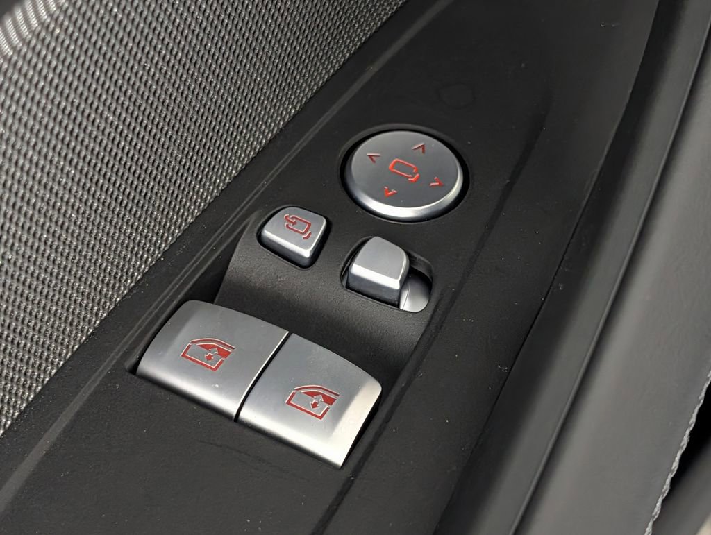 Used 2026 BMW M4 xDrive Competition AWD/4WD image 29