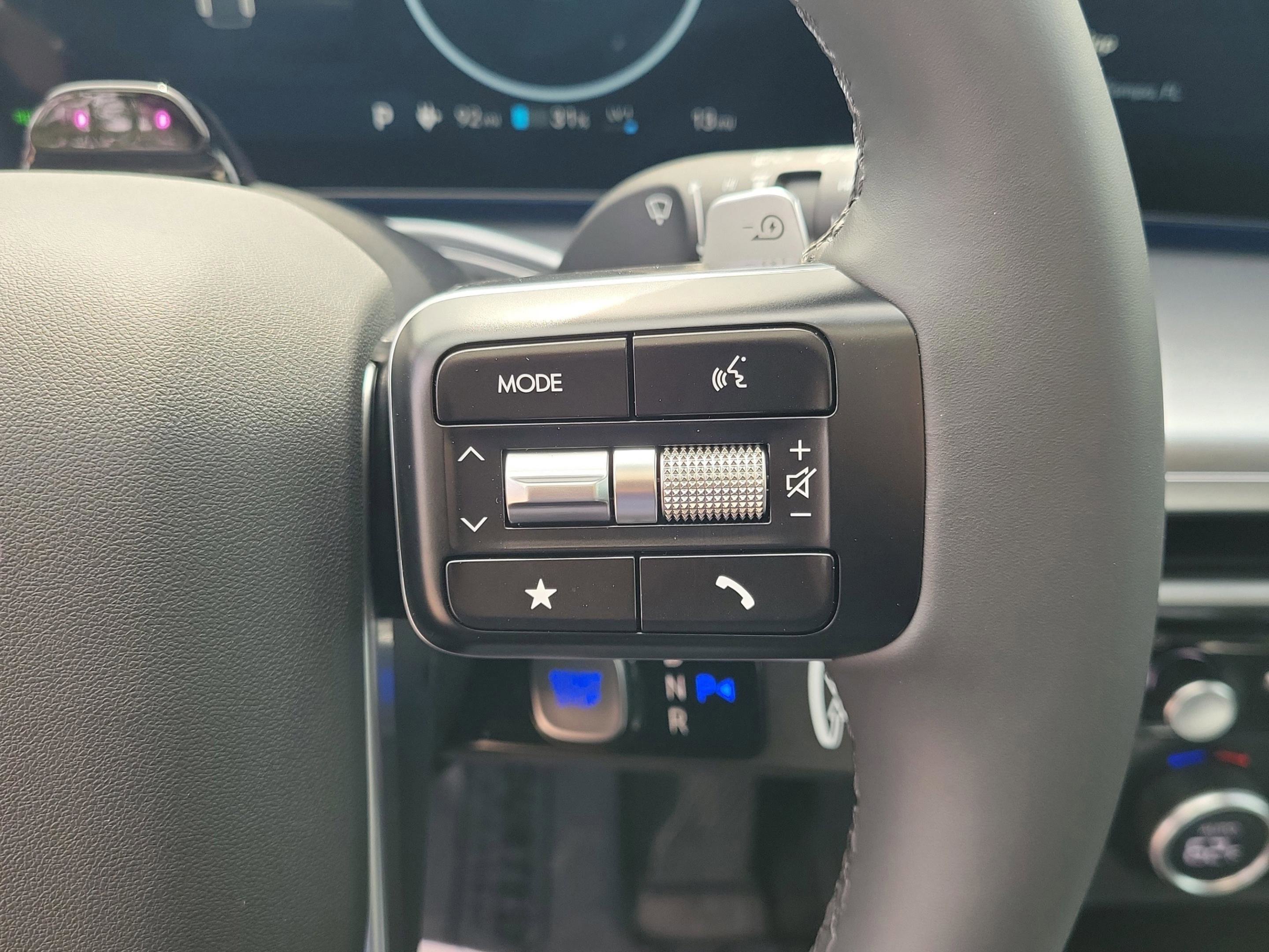 New 2026 Hyundai Ioniq 9 SEL image 6