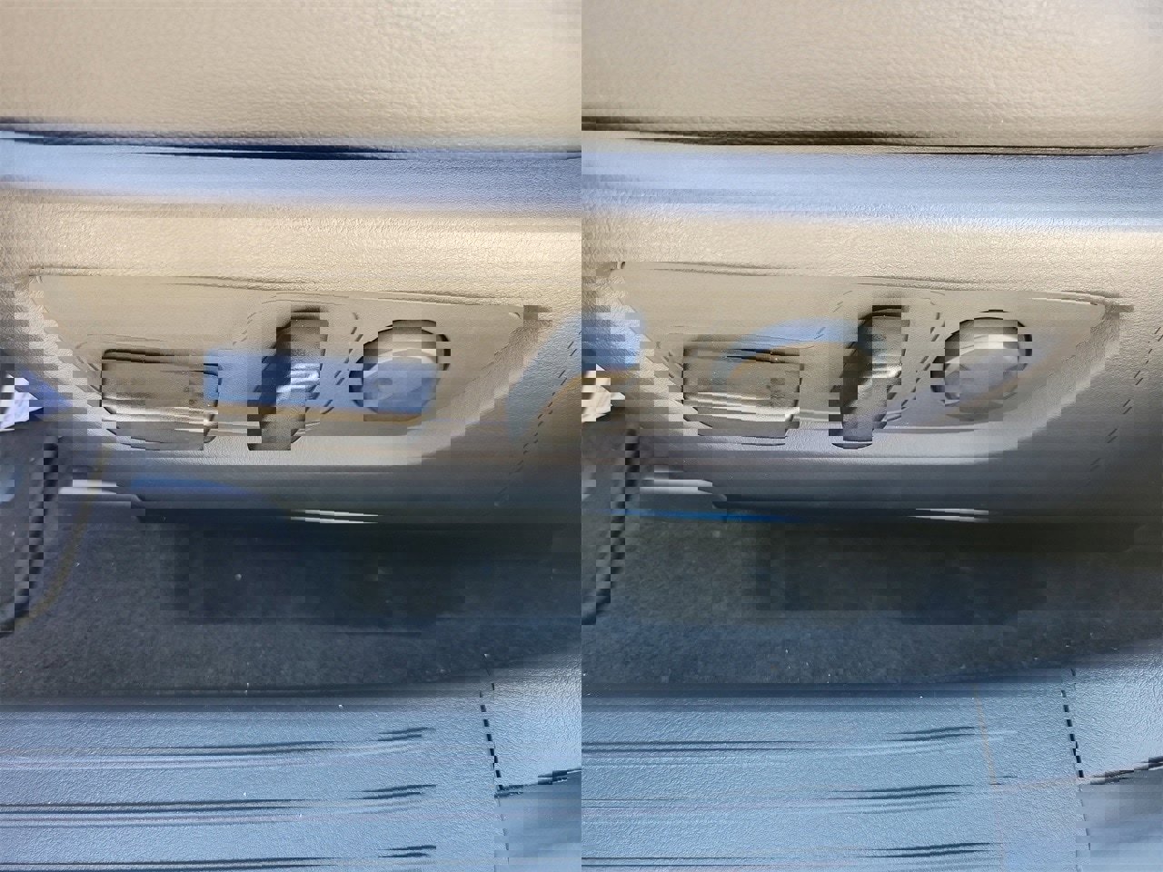 Used 2025 MAZDA CX-50 AWD 2.5 S w/ Preferred Package image 18