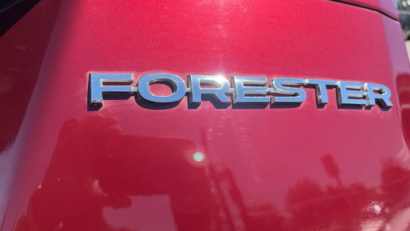 Used 2017 Subaru Forester 2.5i Touring AWD/4WD image 26