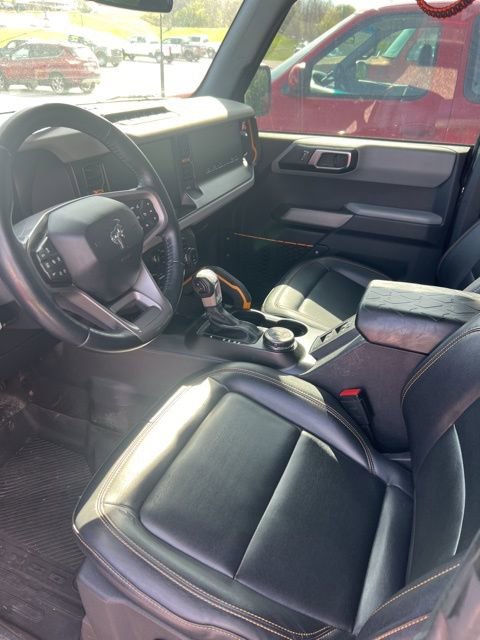 Used 2022 Ford Bronco Badlands image 6