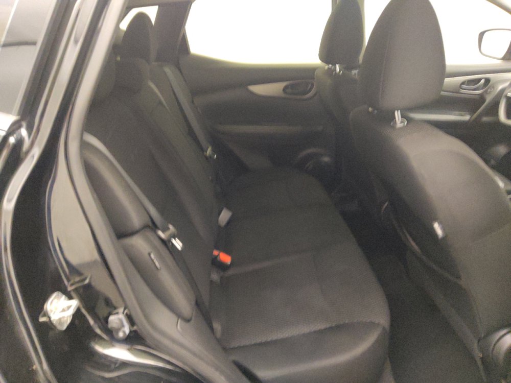 Used 2020 Nissan Rogue Sport S FWD image 19