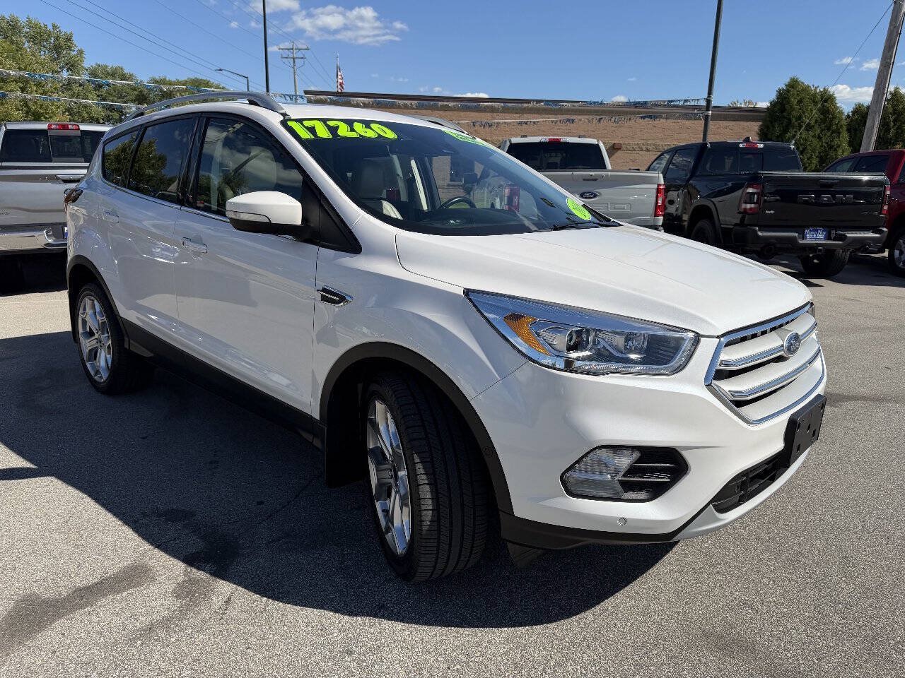 Used 2019 Ford Escape Titanium AWD/4WD image 3