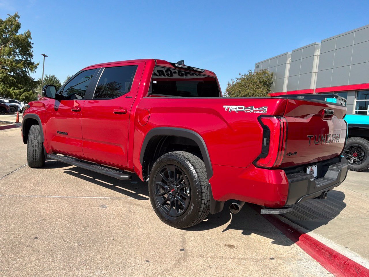 Used 2024 Toyota Tundra Limited w/ TRD Off-Road Package AWD/4WD image 8