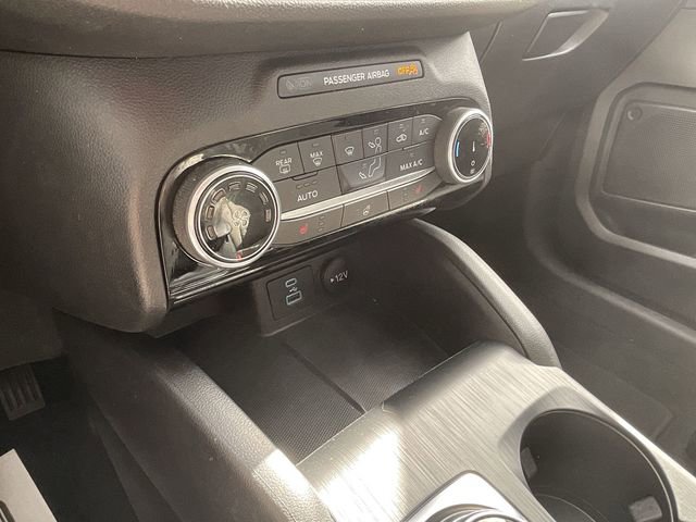 Used 2022 Ford Escape SE w/ Cold Weather Package AWD/4WD image 20