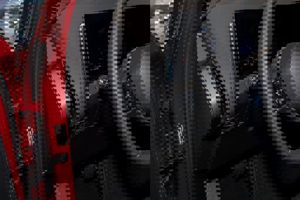 Used 2026 BMW X3 xDrive30 w/ Premium Package image 14